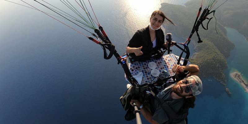 Nød "tyrkisk kaffe og tyrkisk glæde" mens du paraglidede!