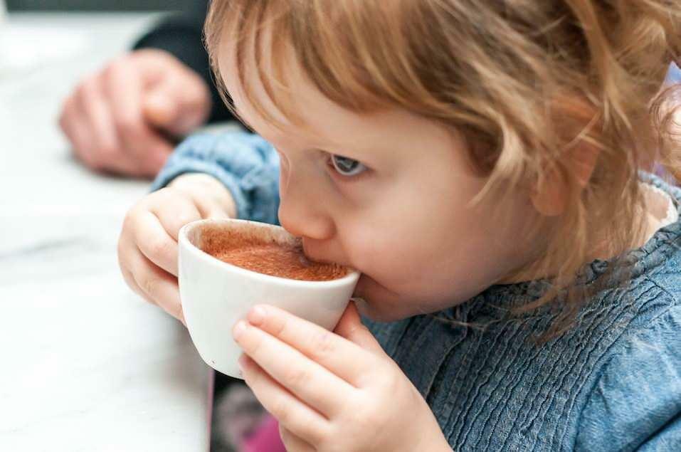 Kan børn indtage tyrkisk kaffe?
