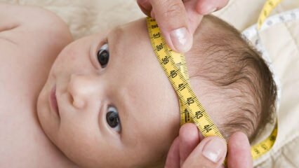 Hvordan måles hovedets omkreds hos babyer? Hvordan korrigeres hovedets skarphed hos babyer?