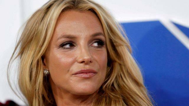 Den berømte sangerinde Britney Spears, 'Victoria