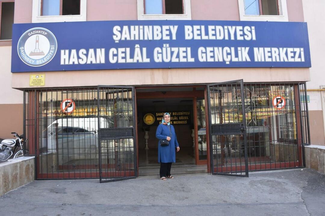 Zeliha Kılıç, der kom til Şahinbey faciliteter som praktikant, forblev som pædagog