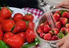 Hvordan vasker man jordbær? At spise jordbær på denne måde forårsager betændelse! Metoder til rengøring af jordbær