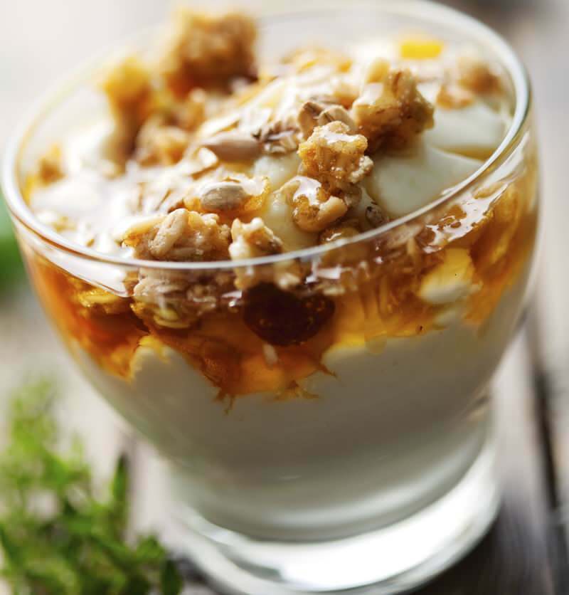 Hvordan man olie yoghurt med honning?