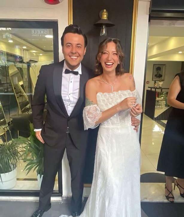 Deling af Burak Topaloğlu med sin kone 