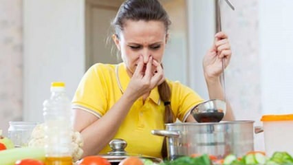Hvordan passerer de dårlige lugte i køkkenet? 
