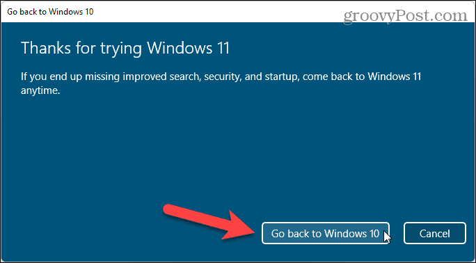 Klik på Gå tilbage til Windows 10