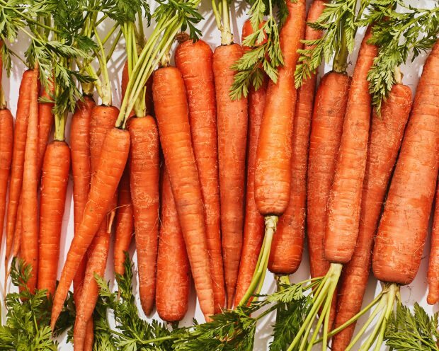 Hvad er fordelene ved gulerødder? Hvad sker der, hvis du drikker gulerodssaft regelmæssigt?
