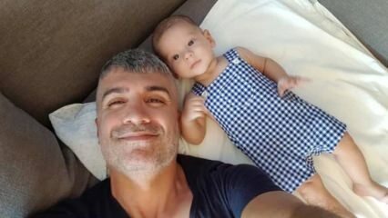 Özcan Deniz's søn er 9 måneder gammel