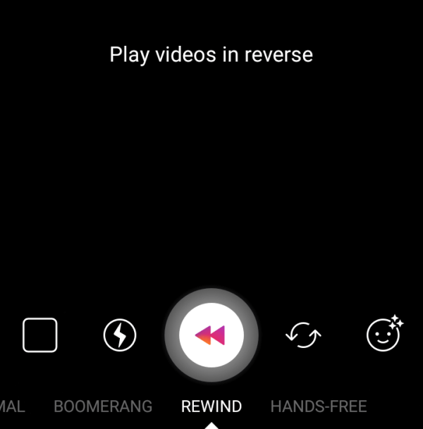 Tilføj en video, der afspilles baglæns med Rewind.