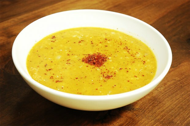 Hvordan laver man den nemmeste mahluta suppe? Tricks af Mahluta suppe
