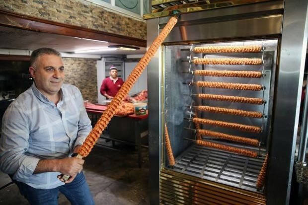En splinterny smag i Adana! Denne Adana-kebab bliver længere!
