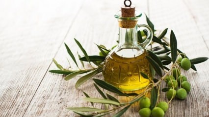 Hvordan udvindes syren fra olivenolie?