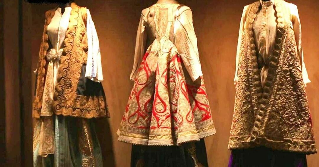 Hvordan var kvindetøjet i det osmanniske palads i det 18. og 19. århundrede?