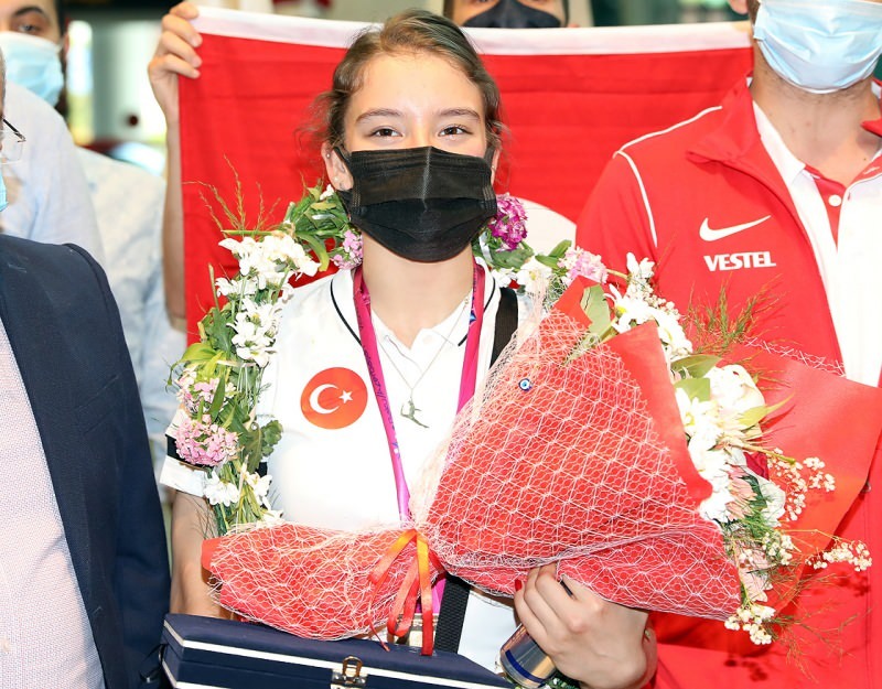 Nationalgymnast Ayşe Begüm Korporal er vendt hjem!
