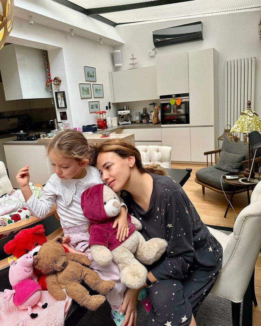Seda Minister deler med sin datter Leyla