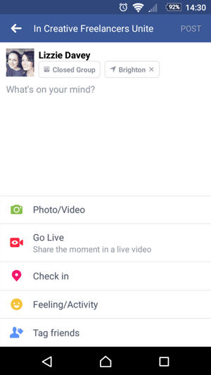 For at begynde at bruge Facebook Live skal du trykke på Go Live, når du opretter en status.