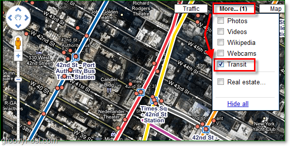 Klik på menuen mere og aktiver markering for transit i google maps