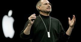 Apples grundlægger Steve Jobs hjemmesko er på auktion! Sælges til rekordpris