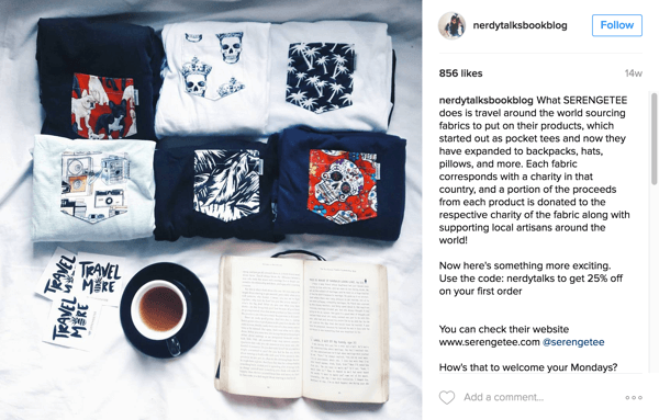 Nerdy Talks Book Blog indeholder Serengetee-produkter og informerer tilhængere om årsagen på Instagram.