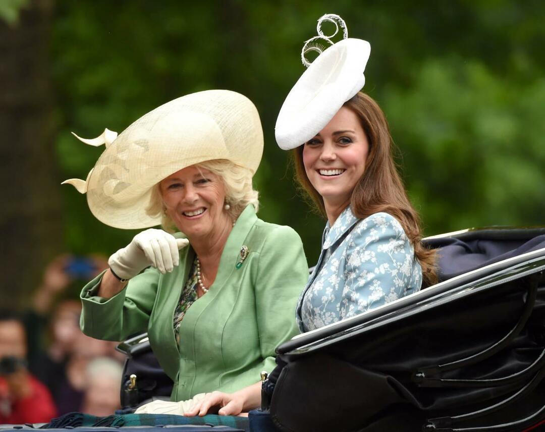 Kate Middleton og Camilla, dronning af England 