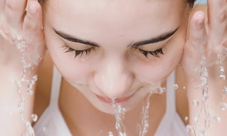 Sådan renses huden korrekt: rengør din hud dybt