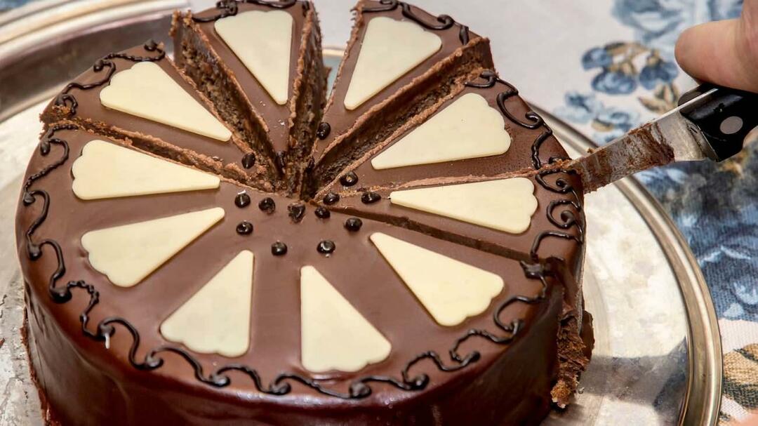 Hvordan skærer man en kage? Hvordan skærer man en rund kage? Tærteudskæringsteknikker