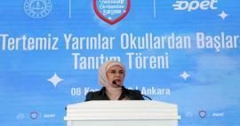 Emine Erdoğan deltog i kampagneprogrammet 