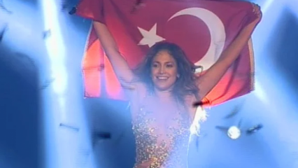 Gestus fra Jennifer Lopez til tyrkerne!
