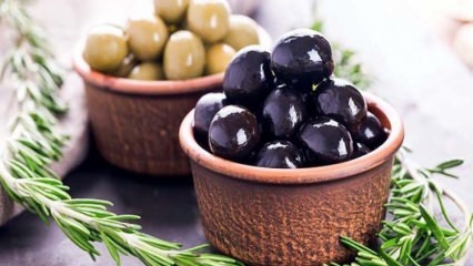 Hvordan får man overskydende salt fra sorte oliven?
