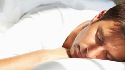 Hvad er søvnig søvn, hvornår er det tid til at miste? Videnskabelige fordele ved frokostsøvn