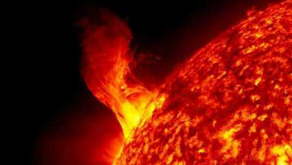 Hvad er en solopstramning? Hvad er virkningerne og konsekvenserne af solstråling på verden?
