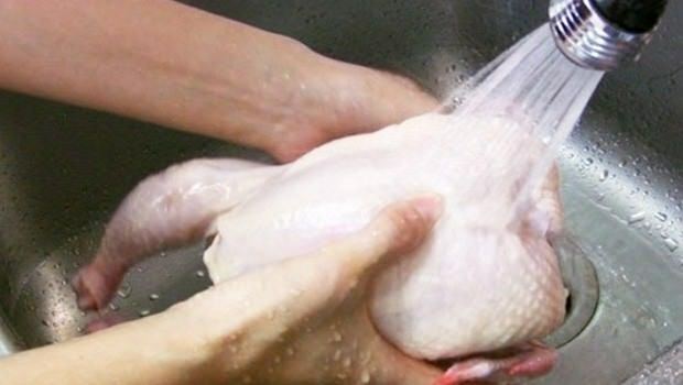Hvordan skal kyllingen rengøres?