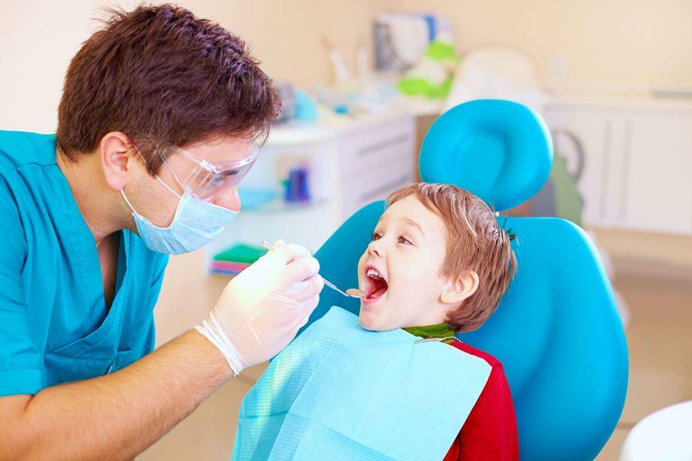 Måder at overvinde frygten for tandlæger hos børn