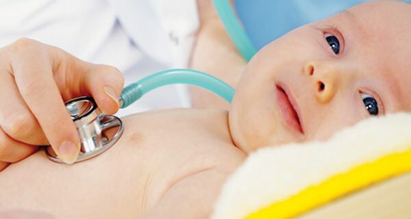 Medfødt hjertesygdomsymptomer hos spædbørn