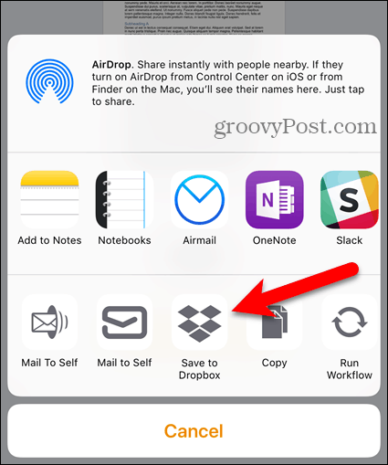 Tryk på Dropbox på delingsarket på iOS