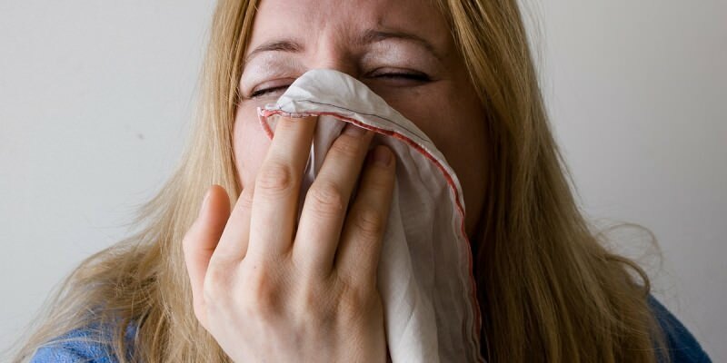 sputum forårsager konstant løbende næse- eller halsafladning 