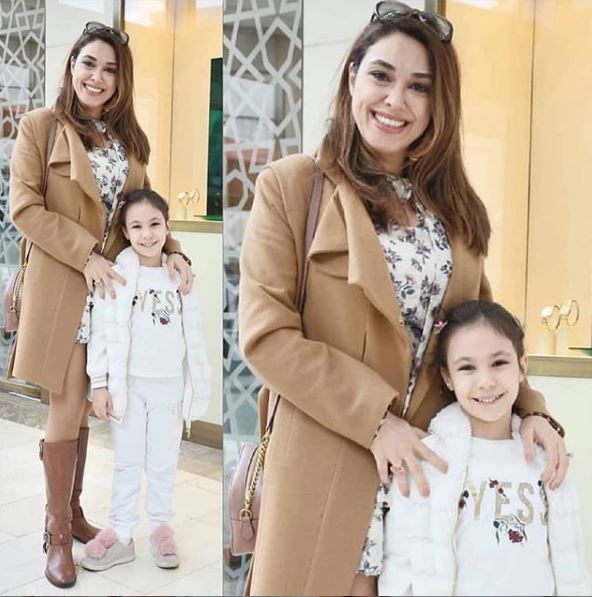 Zuhal Topal og hendes datter