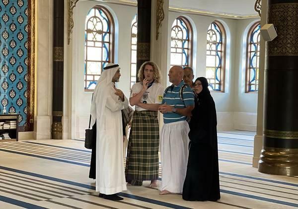 Turister i Qatar møder islams skønhed