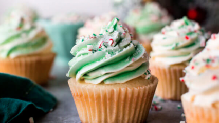To-farvede cupcakes opskrift 