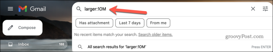 Kører en større: søgning i Gmail-søgelinjen