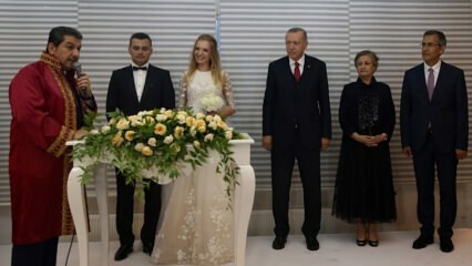 Præsident Erdogan sluttede sig til brylluppet mellem 2 par