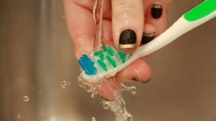 Hvordan gøres tandbørsterensning?