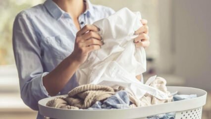 Hvordan rengøres pletten på det farvede tøjvask? 