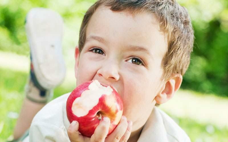 Forbrug af frisk frugt og grøntsager til tandsundhed hos børn