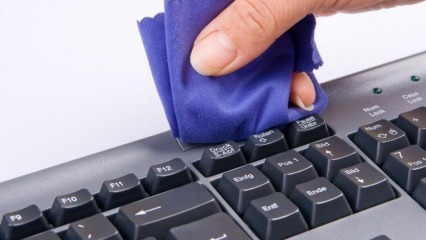 Metoder til rengøring af tastatur og mus