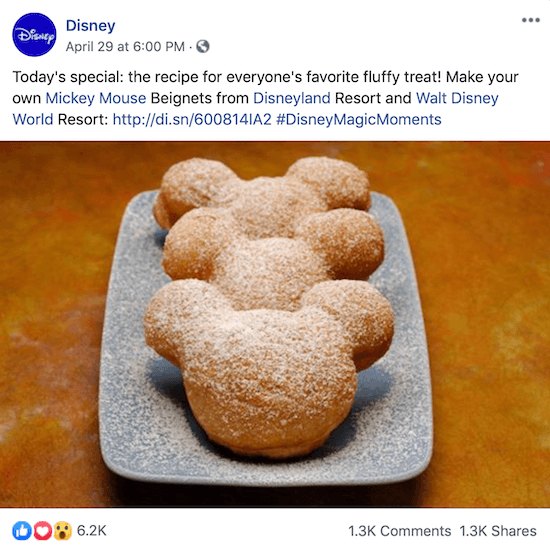 Disney Facebook-indlæg med link til opskrift på Mickey Mouse beignets