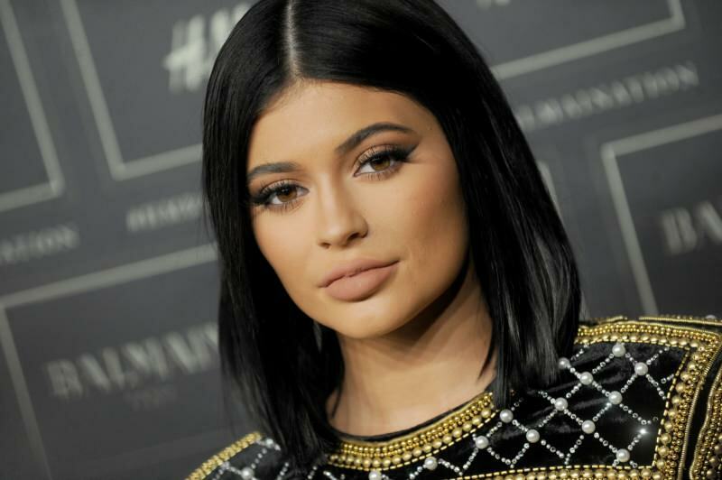 Skandaløst træk fra Kylie Jenner! Lancerer donation til den berømte make-up artist, der har haft en ulykke