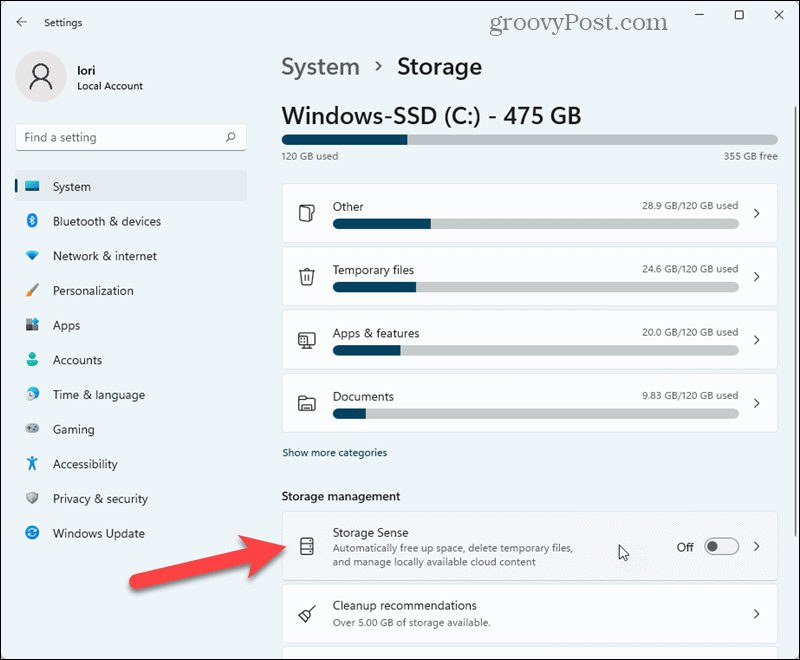Klik på Storage Sense i Windows 11 -indstillinger