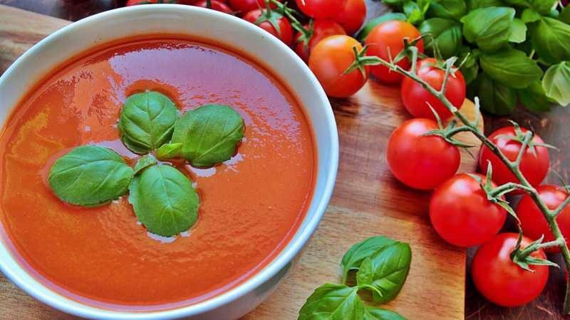 Hvor mange kalorier i tomater? Får tomatsuppe dig til at gå i vægt?