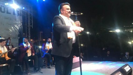 Bülent Serttaş fik alle til at grine på scenen!